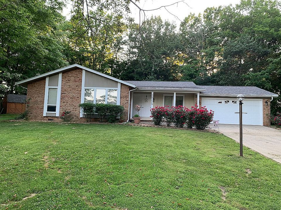 1st image of 16395 N Hawthorne Ln