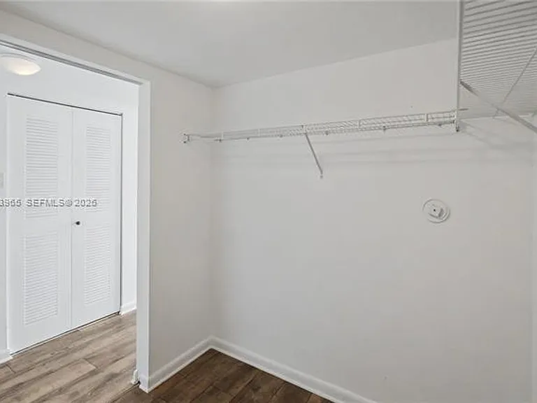 2101 Brickell Ave #CU-1611 — Photo 17