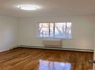 6145 160th St FL 2ND, Fresh Meadows, NY 11365