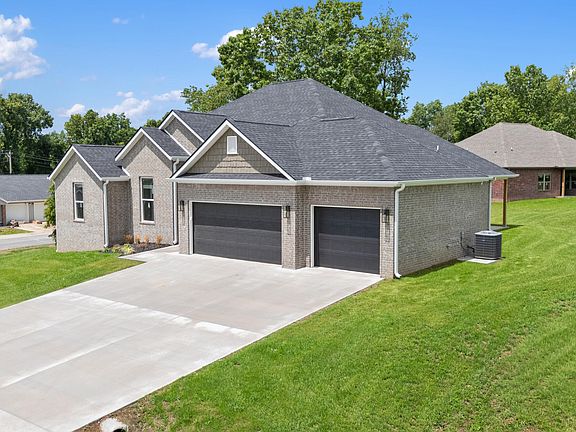 5th image of 299 Blackberry Court Lot 19