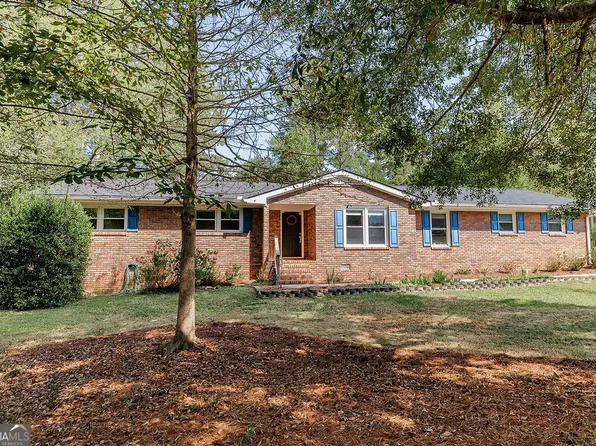 525 Cedar Creek Dr, Athens, GA 30605
