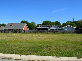 304 Preston Rd, Mabank, TX 75147