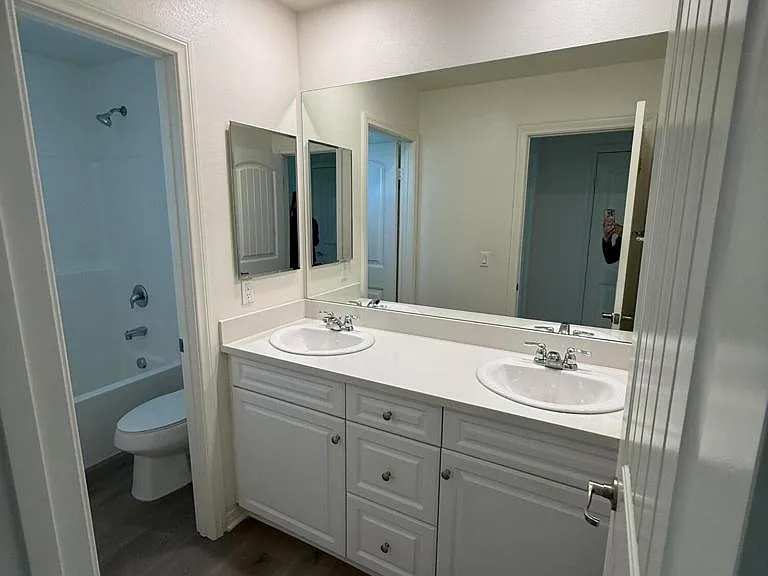 8305 Sunset Hills Pl — Photo 18
