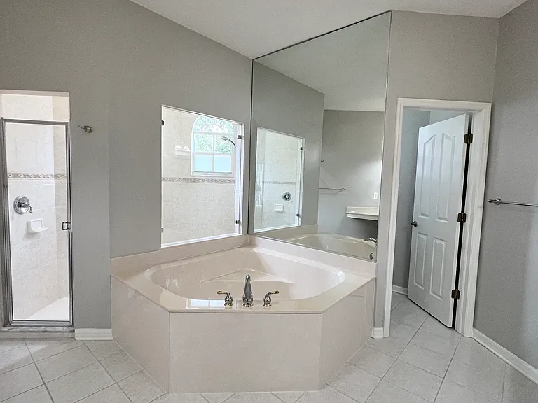 19137 Wind Dancer St — Photo 11