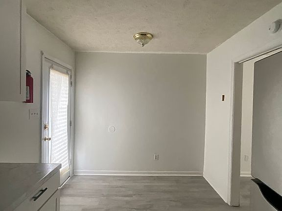 3rd image of 1434 Tangora Ln