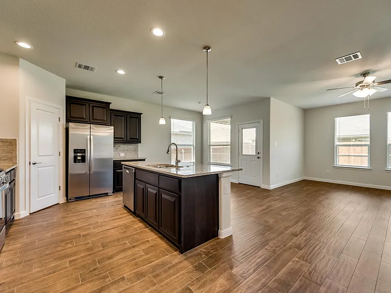 9113 Sycamore Leaf Dr — Photo 13