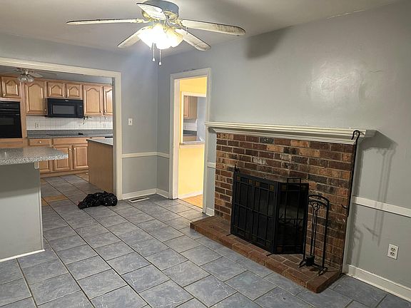 5th image of 300 Pagebrook Dr
