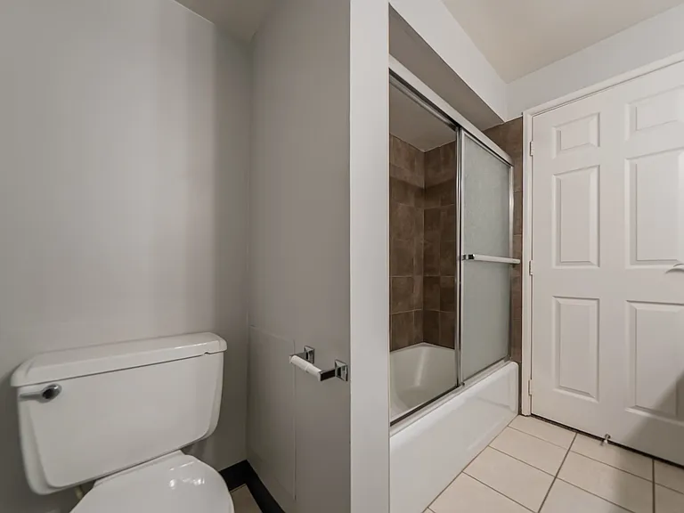 River Run Apartments — Photo 27