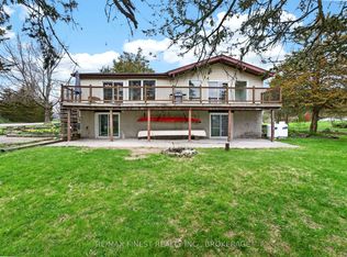 8 Sunrise Ct, Prince Edward County, ON K8N4Z7