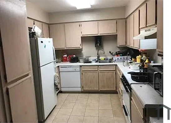 3 bed, 1109 sqft, $1,995 — Photo 4