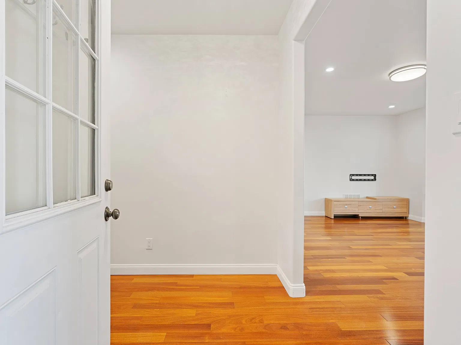243 Farallones Street - - — Photo 4
