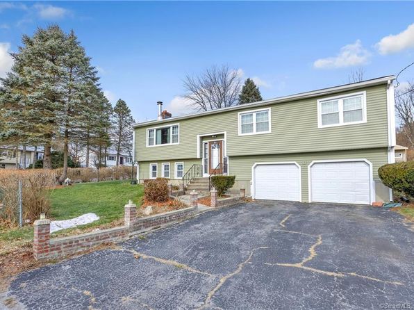 18 Bosse Rd Waterbury Ct 06704 Zillow