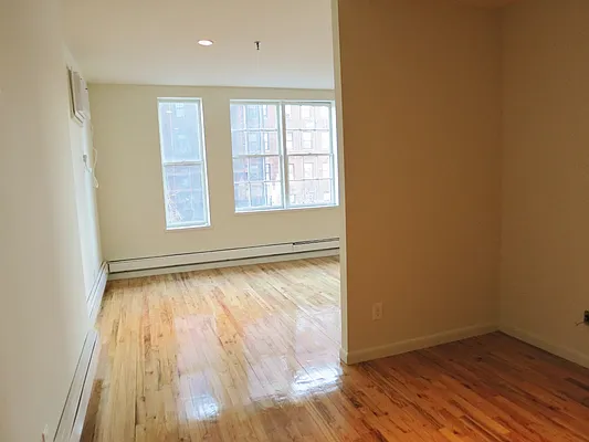 Rented by Brooklyn Heights Real Estate Inc | media 32