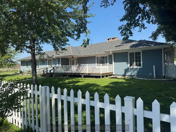 2820 W Koenig St, Grand Island, NE 68803