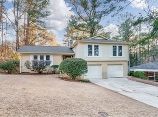 3313 Ontario Dr, Northport, AL 35473
