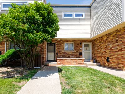 2214 E Lincoln St #14, Bloomington, IL, 61701