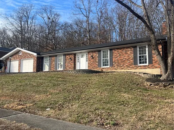 3427 Greenview Drive, New Albany, IN 47150