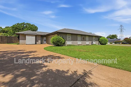 4349 Altamesa Blvd Photo 1