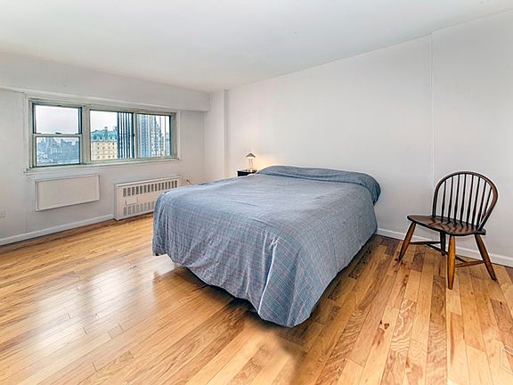5th image of 609 Columbus Ave APT 12Q