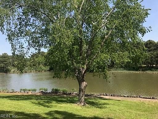 5th image of 4300 Saint James Cir