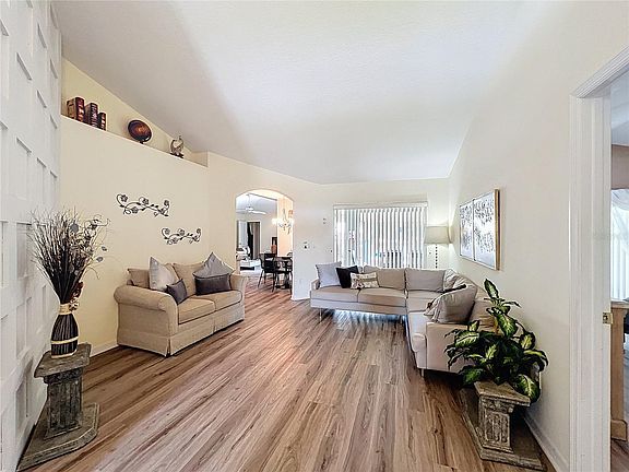 3rd image of 458 Moscato Dr