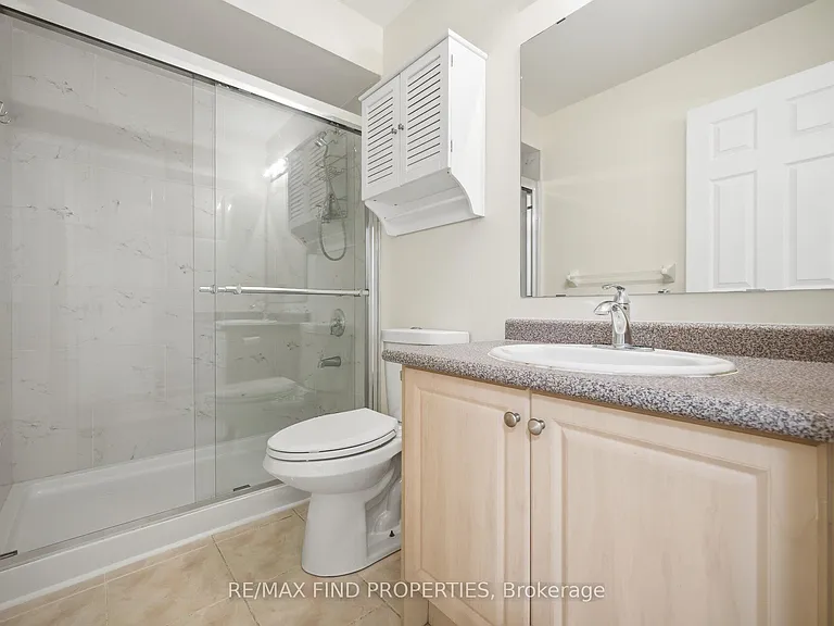 75 Harris Blvd — Photo 33