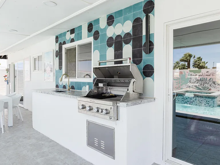 390 W Palm Vista Dr — Photo 38