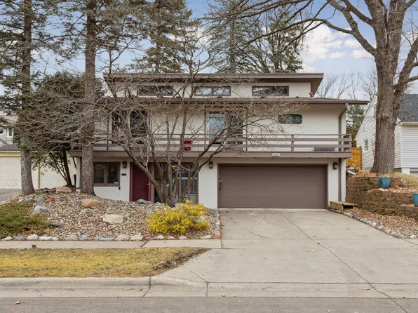 662 Sumner St, Saint Paul, MN 55116