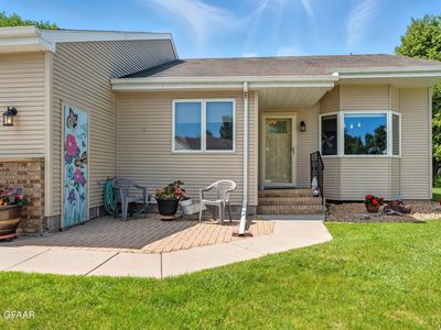 4582 Cherry St, Grand Forks, ND, 58201