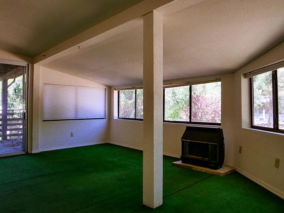 2nd image of 1651 White Oak Cir