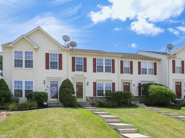 1702 Orchard View Rd, Reading, PA 19606