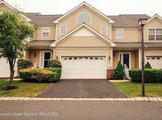 2 Livingston Ct, Eatontown, NJ 07724