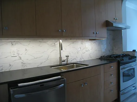 Rented by Alexiou Realty | media 31
