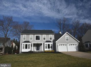 20767 Windemere Ct, Sterling, VA 20165