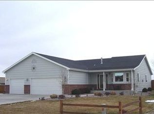 1319 Meadow Dr, Cheyenne, WY 82001