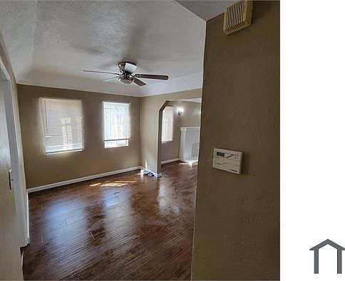 4th image of 6022 8th Ave