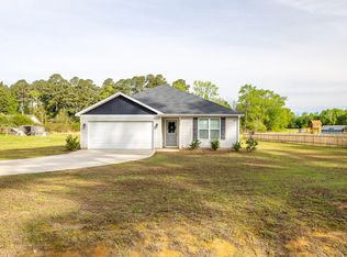 2319 Minnie Hall Rd, Autryville, NC 28318