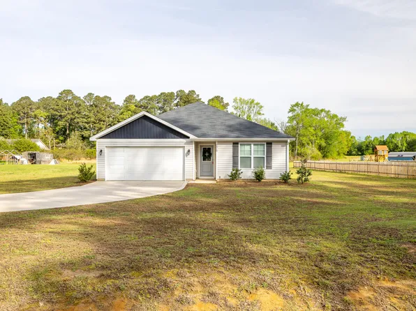 2319 Minnie Hall Rd, Autryville, NC 28318