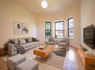 896 Union St APT 3A, Brooklyn, NY 11215