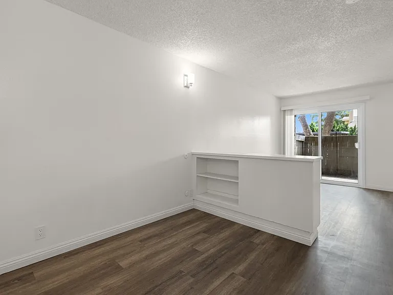 Park Place Apartments — Photo 24
