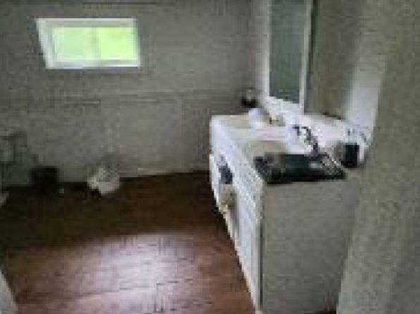 931 Mapletown Rd, Greensboro, PA 15338