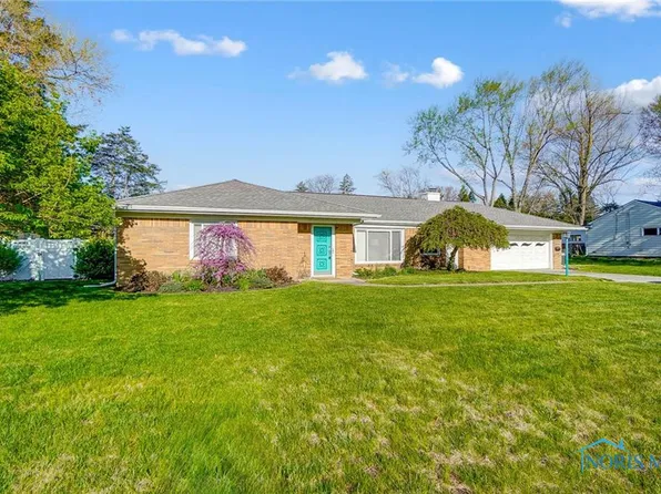 3221 Woodley Rd, Toledo, OH 43606