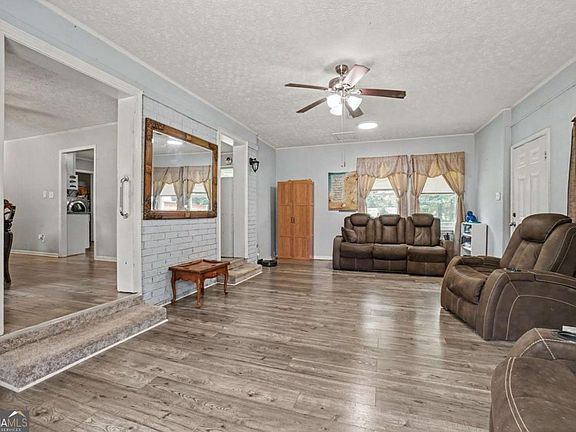 4th image of 539 Morningside Dr