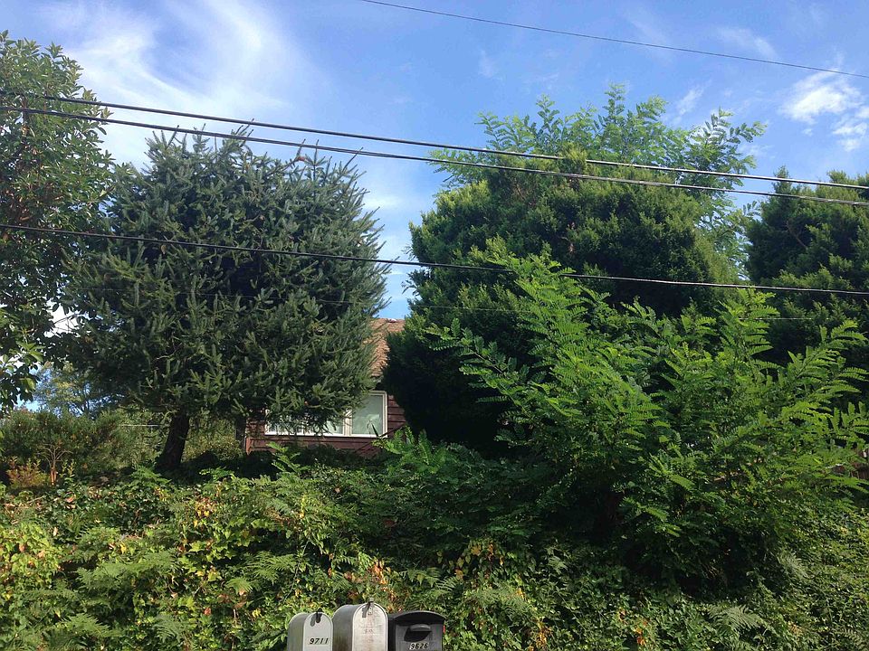 2nd image of 9626 27th Ave NE