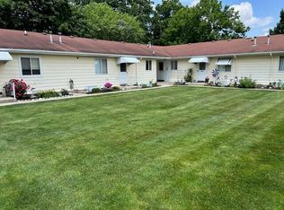 5897 Leisure South Dr SE, Kentwood, MI 49548
