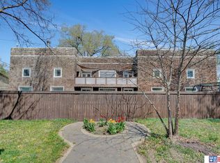 4934 Glade St, Lincoln, NE 68506