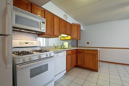 3rd image of 5363 Edison Ave #G4