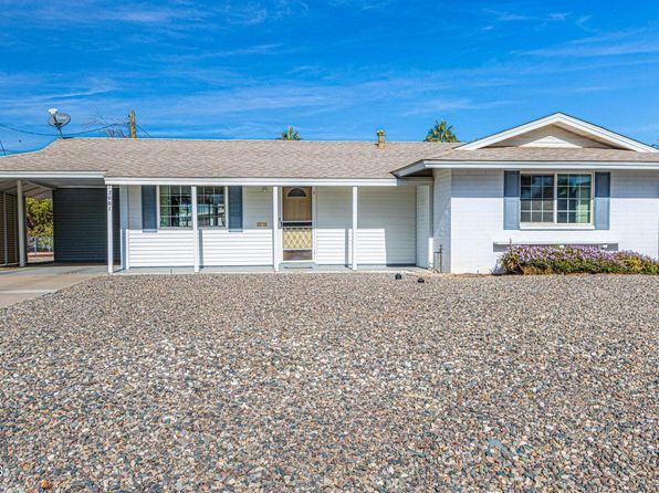 12001 N Pebble Beach Dr, Sun City, AZ 85351