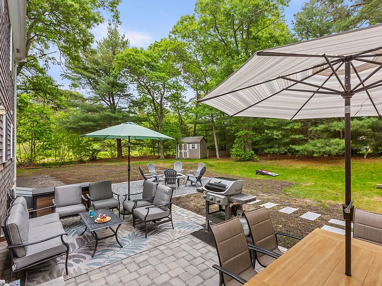 10 Kristina Ln — Photo 14