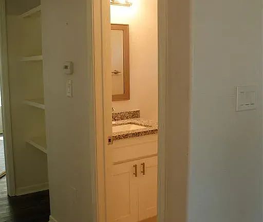 5th image of 9023 Lanewood Dr